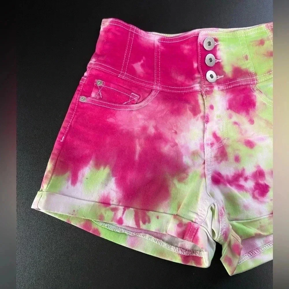 Upcycled Juniors Size 7  Tie Dye Shorts Pink Green Grunge Boho‎ Festival Skater